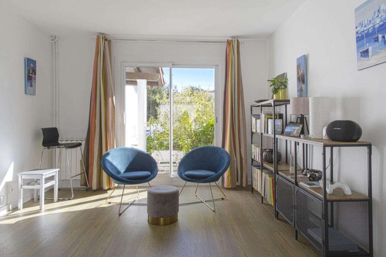 Charming House With Terrace - - Welkeys Biarriz